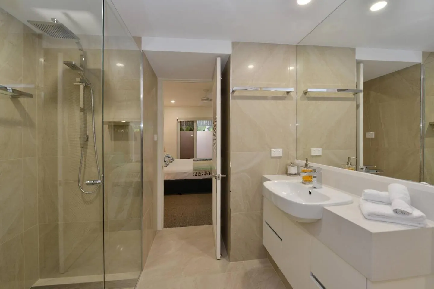 Fairway Vistas - A Group Escape At Mirage Resort Port Douglas